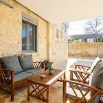 Villa Ag Stone - Idyllic Beachside In *