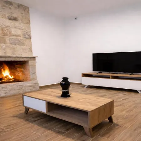 Ag Stone - Idyllic Beachside In Isthmia