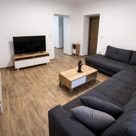 Villa Ag Stone - Idyllic Beachside In