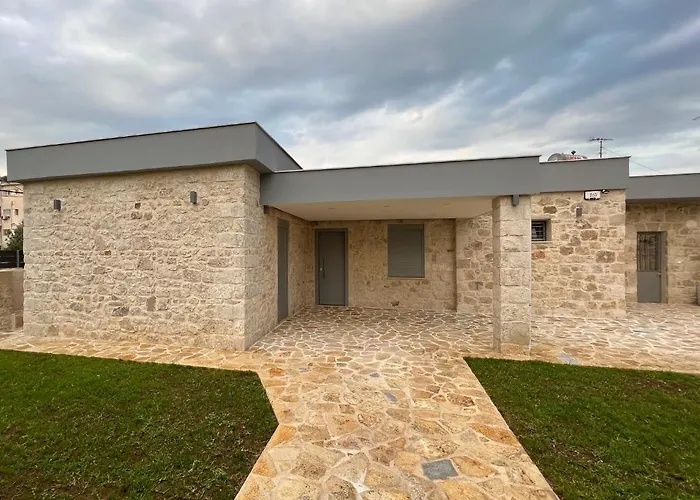 Ag Stone Home - Idyllic Beachside Villa In Isthmia *