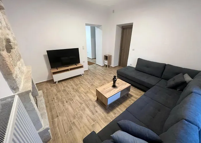 Ag.stone.home 伊斯米亚